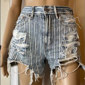 American eagle 90s boyfriend shorts high waisted size 00